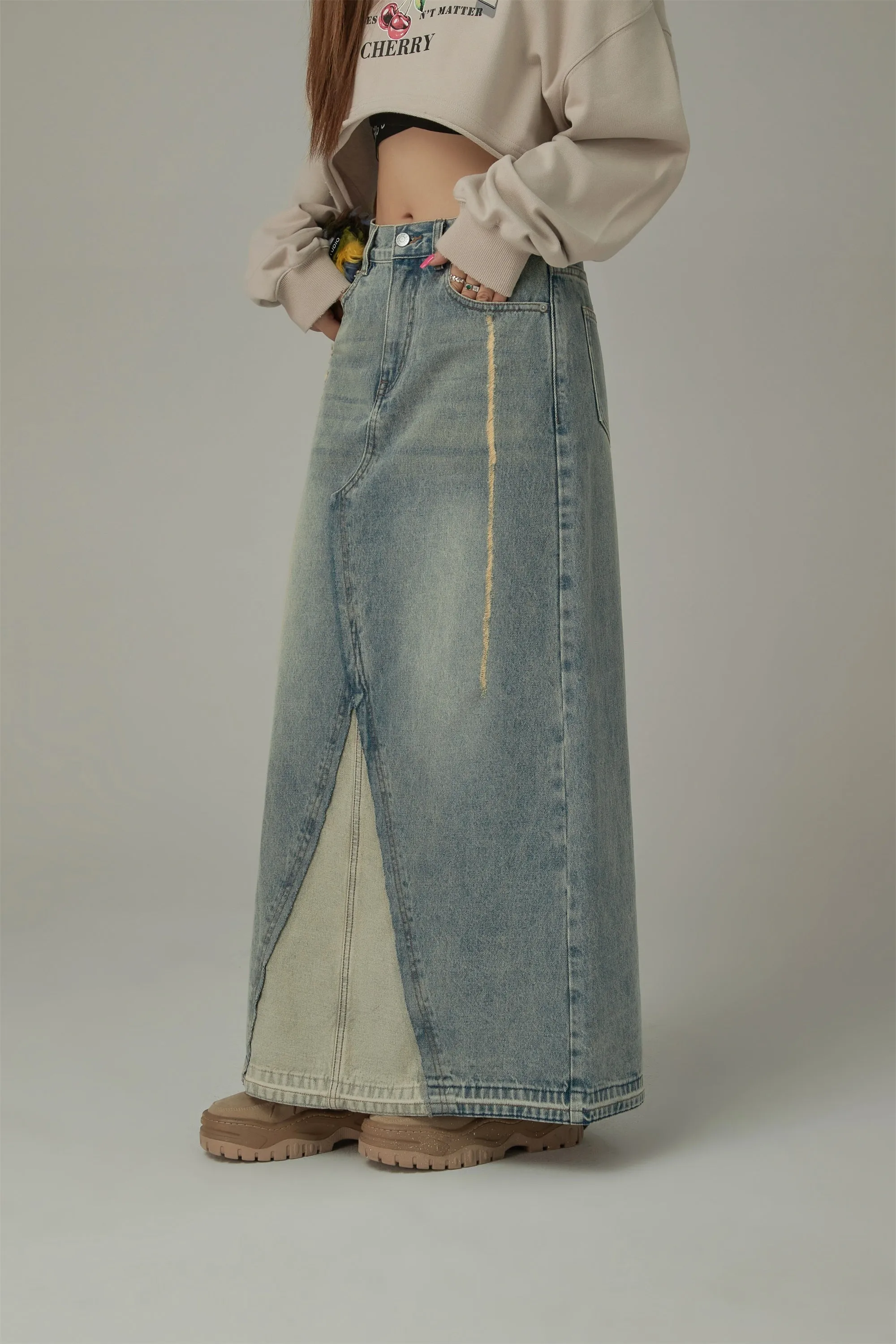 Color Matching Long Denim Skirt