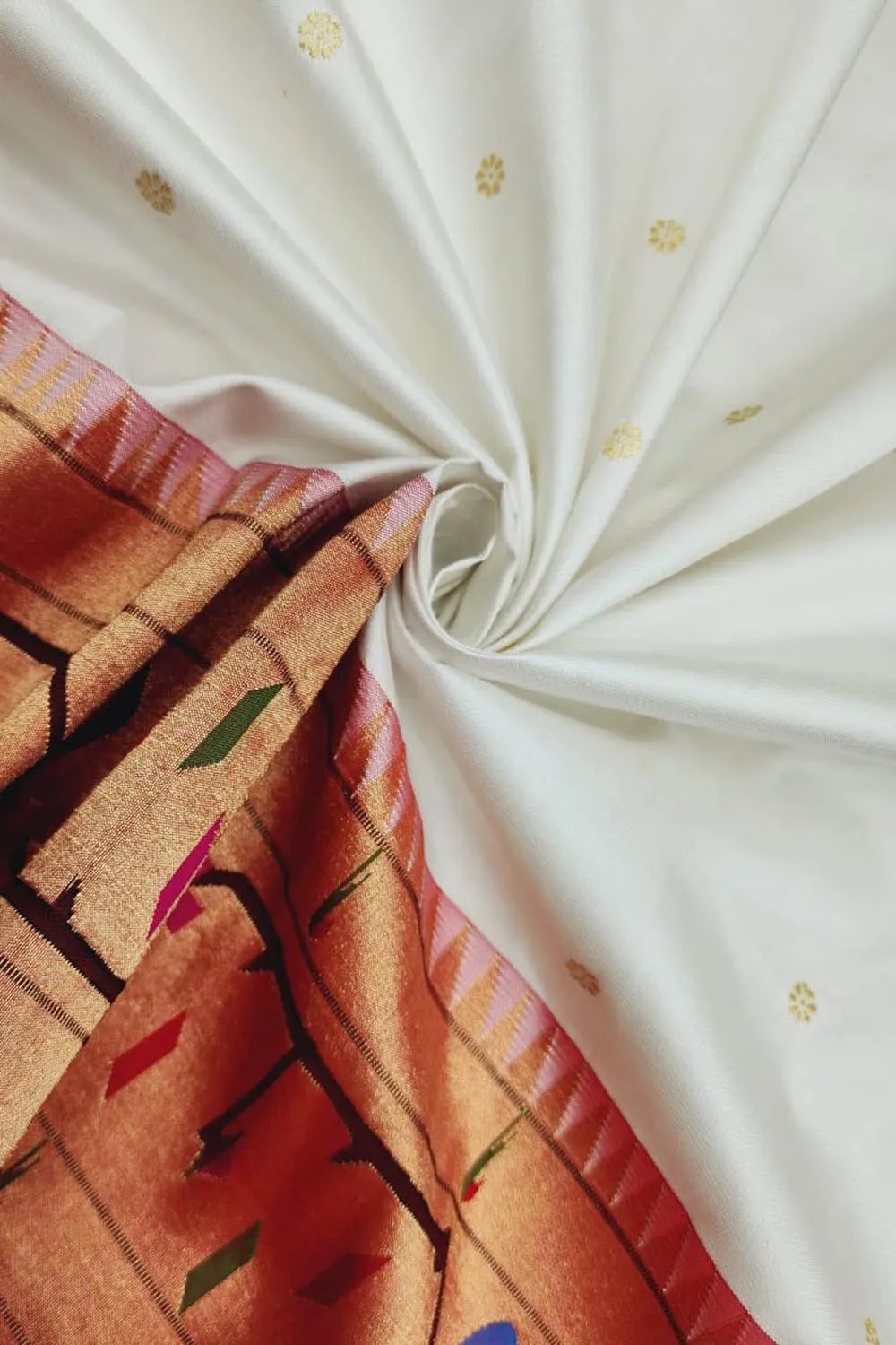 Off White Handloom Paithani Pure Silk Peacock And Parrot Design Saree