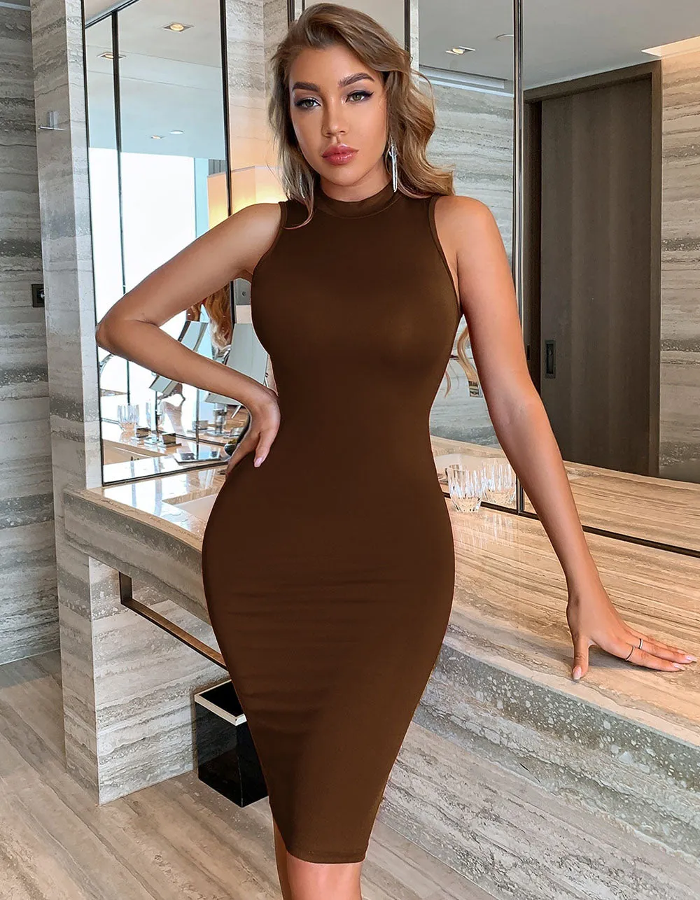 Solid-color Round Neck Sleeveless Ruched Midi Bodycon Dresses